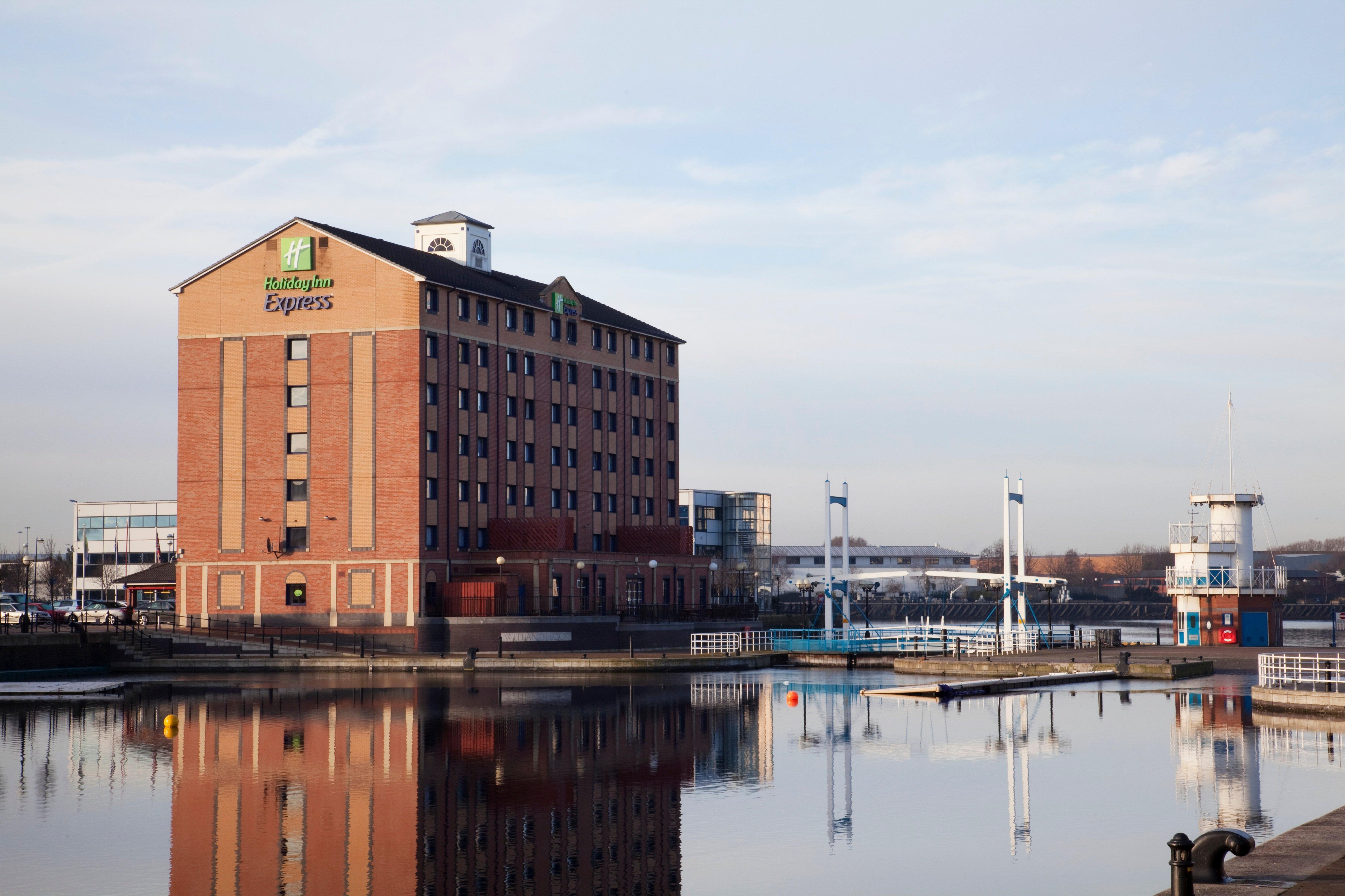 Hotel Express Manchester - Salford Quays By Ihg 3*