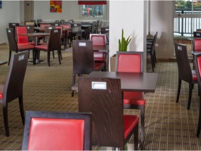 Express Manchester - Salford Quays By Ihg Hotel
