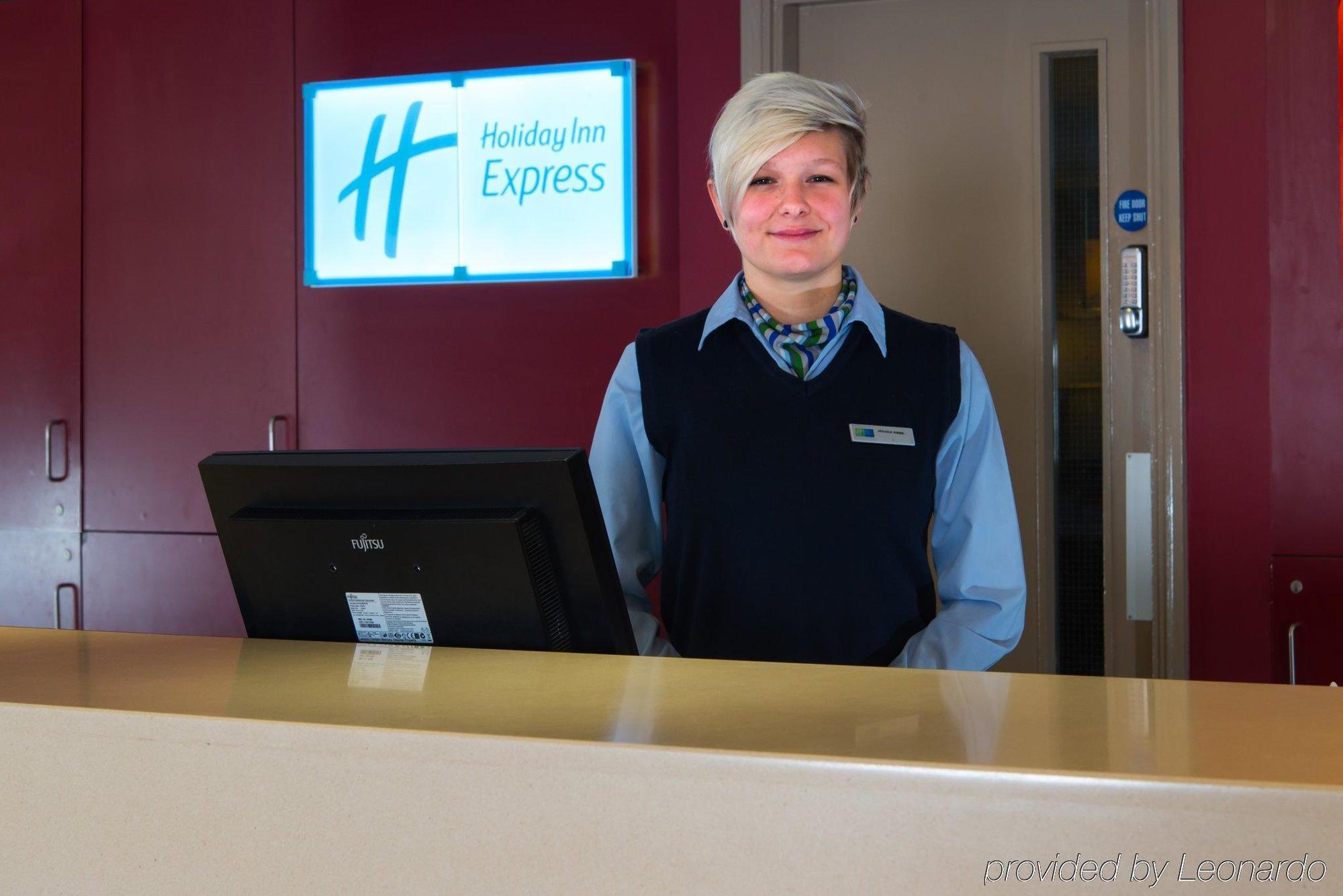 Express Manchester - Salford Quays By Ihg Hotel 3*